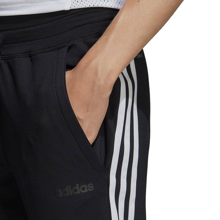 Sporten Arbeid Snikken Spodnie damskie adidas D2M 3S Pant czarne DS8732 | WOMEN \ Women's clothing  \ Trousers | - Zoltan Sport